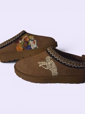 Brown Suede Slip-On Wity Scooby Design